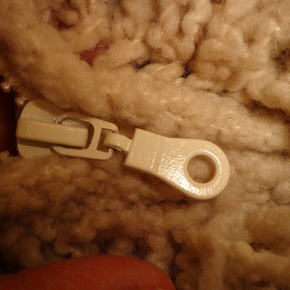 Amano Artesanias Chunky Knit Hooded Cardigan Zip Closure Pockets Beige/Cream M-L - Picture 9 of 11